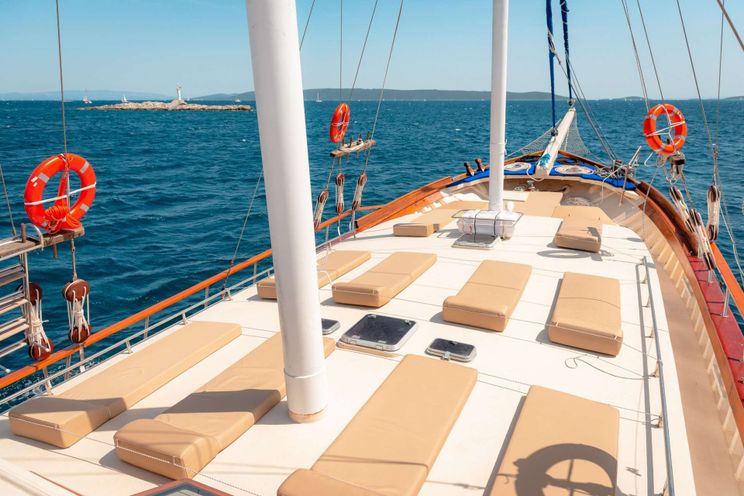 Charter Yacht DONA - Custom Sailing Yacht 25m - 5 Cabins - Split - Dubrovnik - Hvar - Croatia