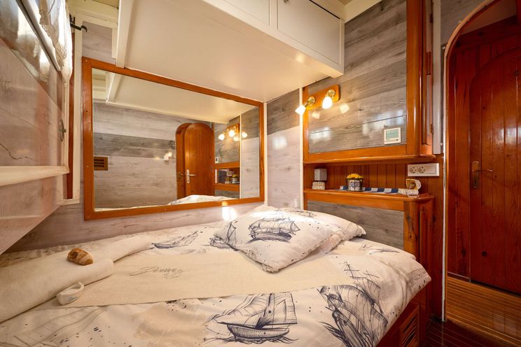 Charter Yacht DONA - Custom Sailing Yacht 25m - 5 Cabins - Split - Dubrovnik - Hvar - Croatia