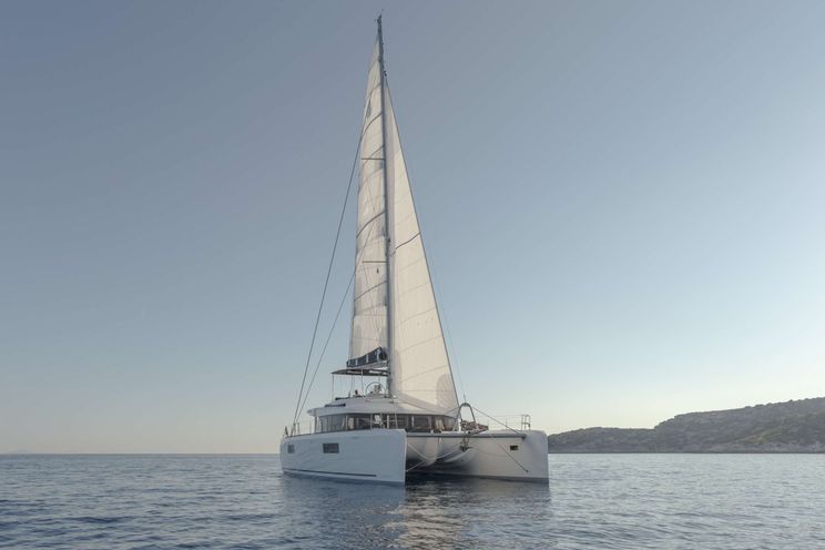 Charter Yacht ONEIDA - Lagoon 52 - 5 Cabins - Athens - Mykonos - Greece