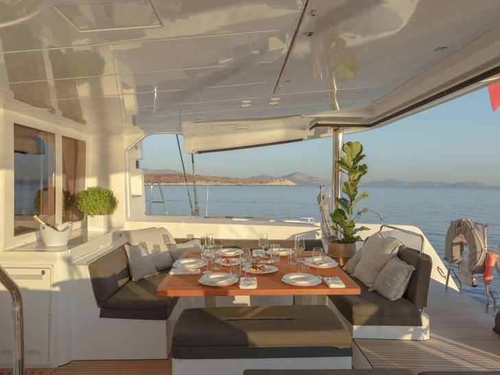 Exterior ONEIDA Exterior ONEIDA