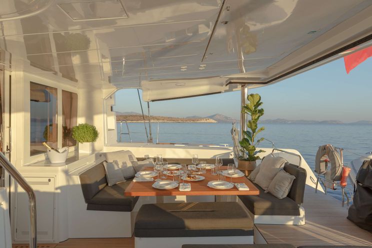 Charter Yacht ONEIDA - Lagoon 52 - 5 Cabins - Athens - Mykonos - Greece