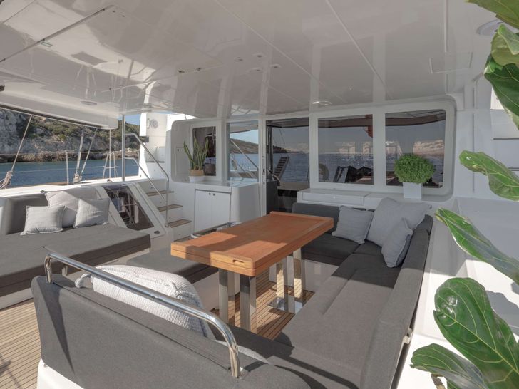 Exterior ONEIDA Exterior ONEIDA