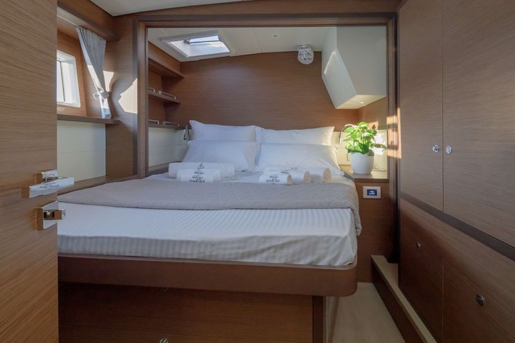 Charter Yacht ONEIDA - Lagoon 52 - 5 Cabins - Athens - Mykonos - Greece