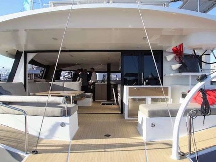 Large transoms for fun watersport time - 3 different entry points