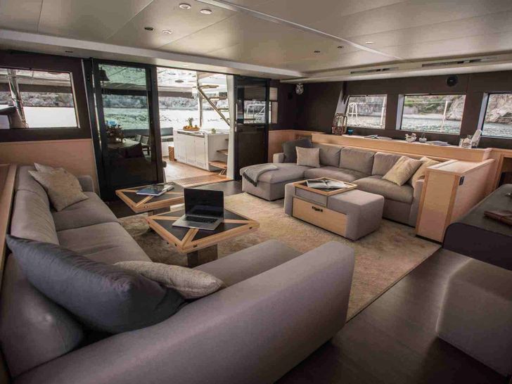 SOLEANIS II Lagoon 620 Essence - saloon SOLEANIS II Lagoon 620 Essence - saloon