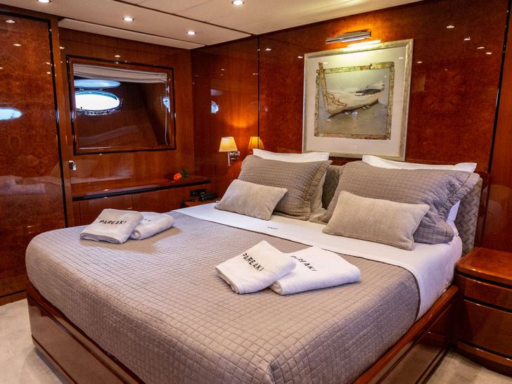 PAREAKI Posilippo 78 - VIP cabin PAREAKI Posilippo 78 - VIP cabin