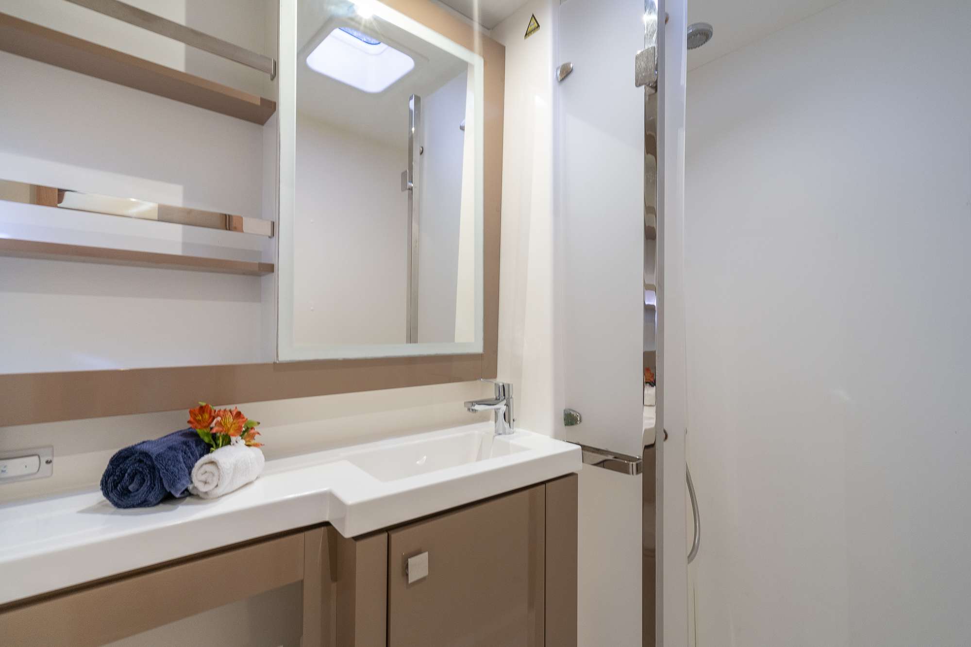 Charter Yacht LUNA BLISS - Fountaine Pajot - 4 Cabins - St Thomas - US Virgin islands - Tortola - BVI