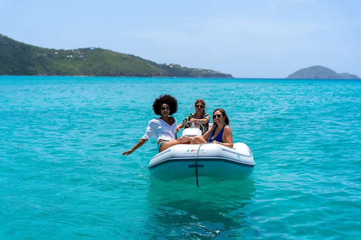 Charter Yacht LUNA BLISS - Fountaine Pajot - 4 Cabins - St Thomas - US Virgin islands - Tortola - BVI