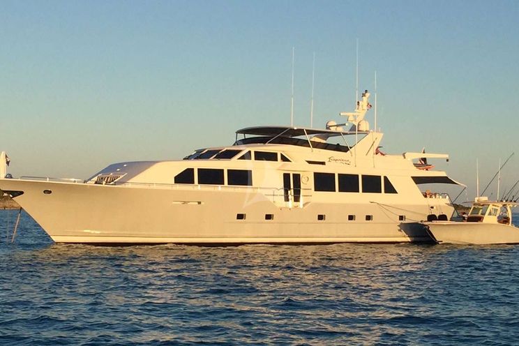 Charter Yacht XOXO - BROWARD 111 - 4 Cabins - Bahamas - Nassau - New England - Florida - Fort Lauderdale
