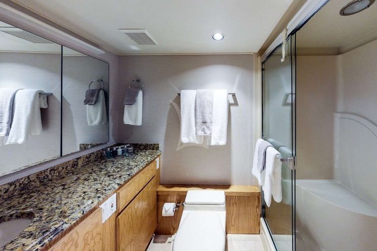 Charter Yacht XOXO - BROWARD 111 - 4 Cabins - Bahamas - Nassau - New England - Florida - Fort Lauderdale