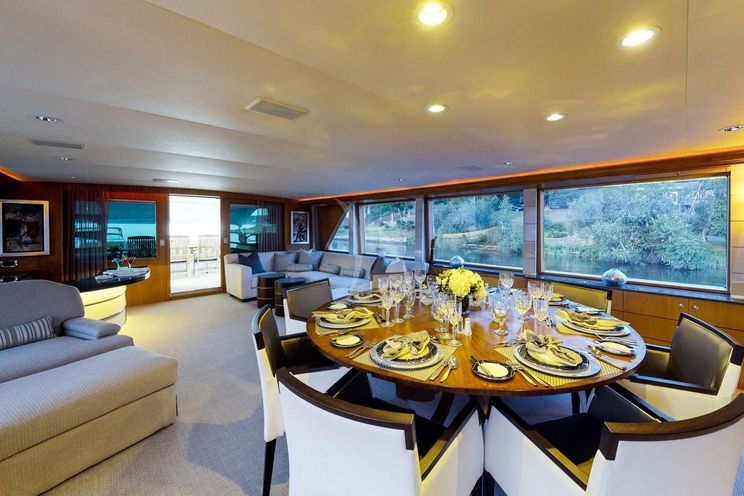 Charter Yacht XOXO - BROWARD 111 - 4 Cabins - Bahamas - Nassau - New England - Florida - Fort Lauderdale