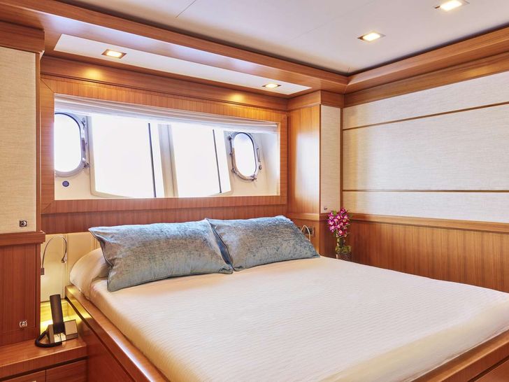 BEST OFF - VIP Cabin BEST OFF - VIP Cabin