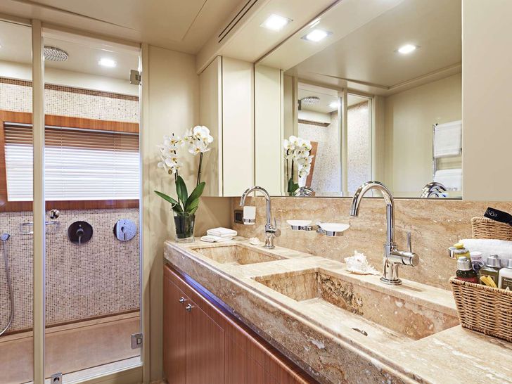 BEST OFF - Bathroom BEST OFF - Bathroom