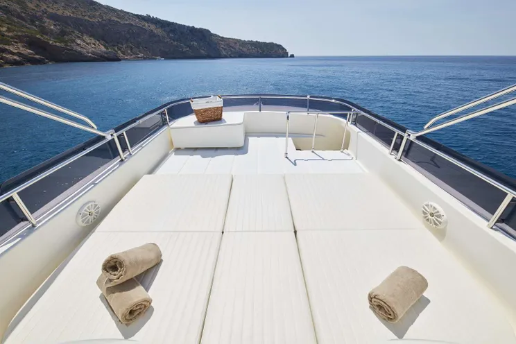 Charter Yacht BEST OFF - Ferretti 33m - 5 Cabins - Monaco - Naples - Sicily