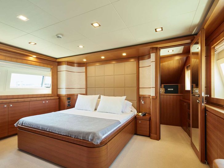 BEST OFF - Master Cabin BEST OFF - Master Cabin