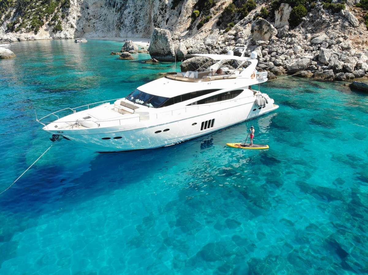 Charter Yacht GIA SENA - Princess 85 - 4 Cabins - Lefkas - Corfu - Kefalonia