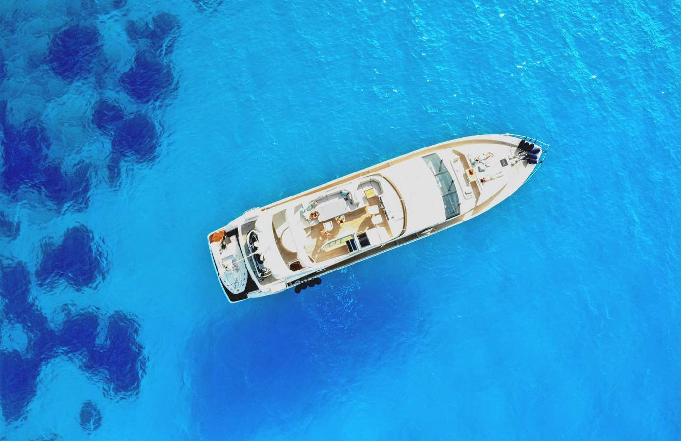 Charter Yacht GIA SENA - Princess 85 - 4 Cabins - Lefkas - Corfu - Kefalonia