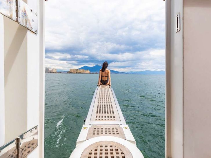 SHANGRA - Custom Line Navetta 87 ft,gangplank SHANGRA - Custom Line Navetta 87 ft,gangplank