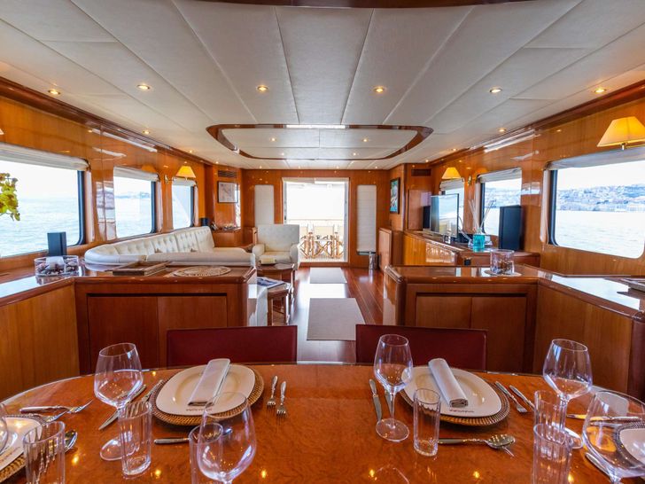 SHANGRA - Custom Line Navetta 87 ft,formal dining SHANGRA - Custom Line Navetta 87 ft,formal dining