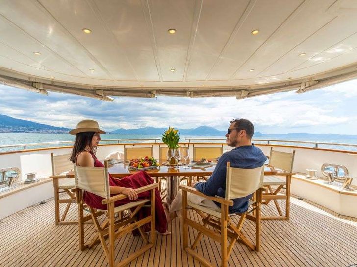 SHANGRA - Custom Line Navetta 87 ft,alfresco lounge SHANGRA - Custom Line Navetta 87 ft,alfresco lounge