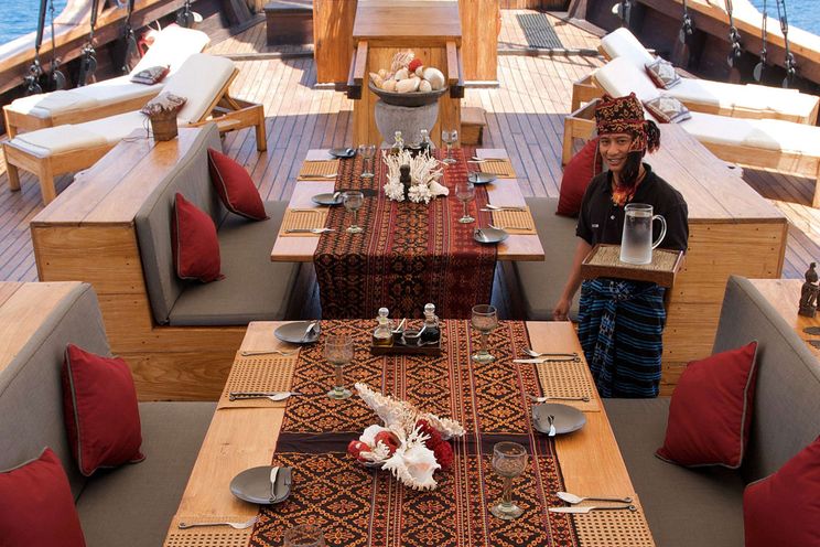 Charter Yacht SILOLONA - Phinisi 50m - 5 Cabins - Labuan Bajo - Komodo - Raja Ampat - Indonesia