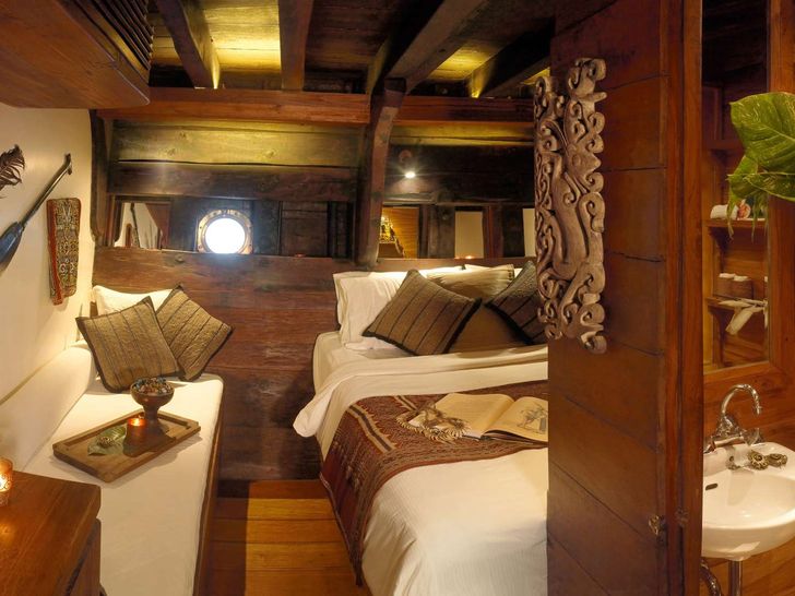 SILOLONA Phinisi 50m - VIP cabin 2 SILOLONA Phinisi 50m - VIP cabin 2