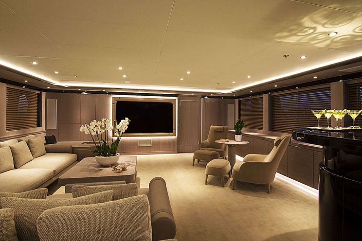 Charter Yacht INVADER - Codecasa 164 - 5 Cabins - Athens