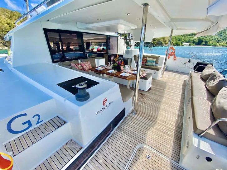 LADY CATRON - Aft Deck Dining Area LADY CATRON - Aft Deck Dining Area