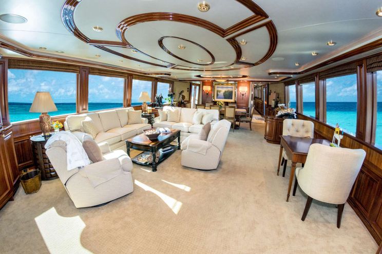 Charter Yacht WILD KINGDOM - Wesport 112 - 4 Cabins - Bahamas - Nassau - Paradise Island - Georgetown - Newport - Rhode Island