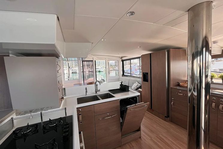 Charter Yacht AGATIRNO Bali 4.8 - 5 cabins - Italy - Salerno