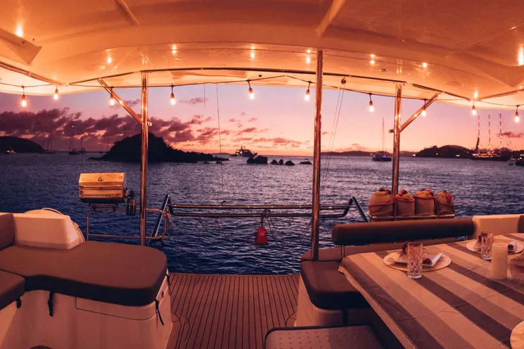 Charter Yacht VICARIOUS - Leopard 48 - 3 Cabins - St Thomas - St John - St Croix