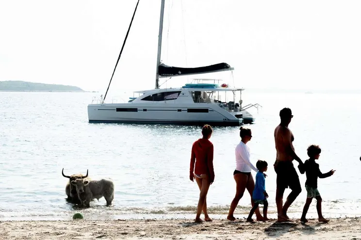 Charter Yacht VICARIOUS - Leopard 48 - 3 Cabins - St Thomas - St John - St Croix