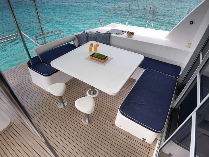 VICARIOUS - Aft Deck VICARIOUS - Aft Deck