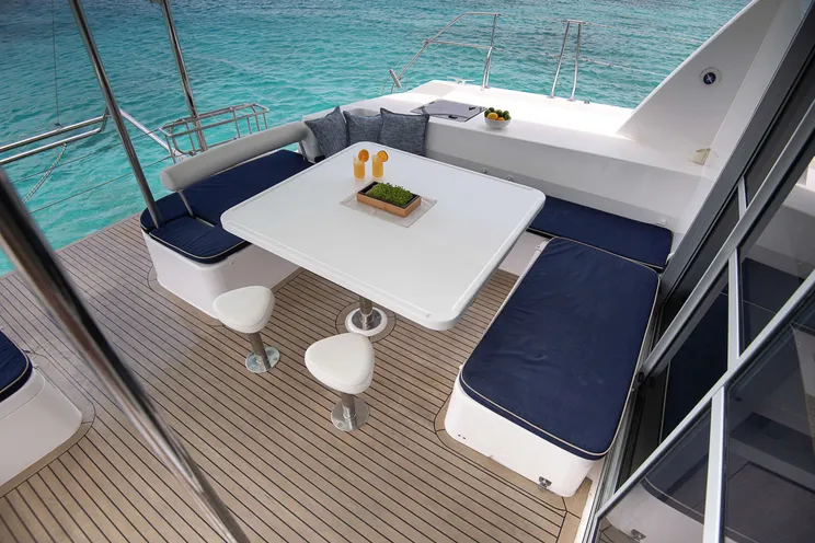 Charter Yacht VICARIOUS - Leopard 48 - 3 Cabins - St Thomas - St John - St Croix