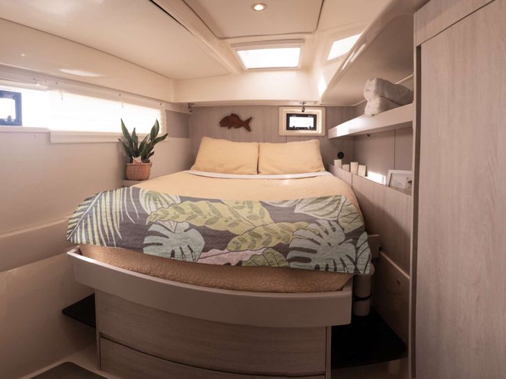 VICARIOUS - Cabin VICARIOUS - Cabin