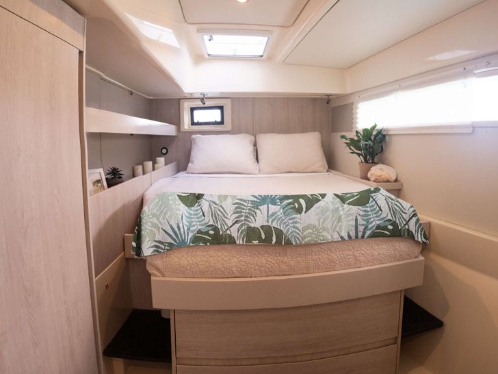 VICARIOUS - Cabin VICARIOUS - Cabin
