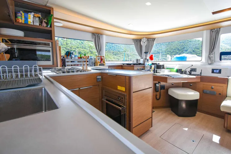 Charter Yacht FALCOR II - Lagoon 46 - 3 cabins - St Thomas - Tortola