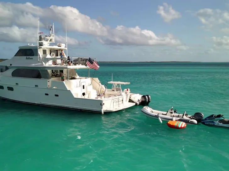 ANDIAMO Symbol 92 - anchored with the water toys ANDIAMO Symbol 92 - anchored with the water toys