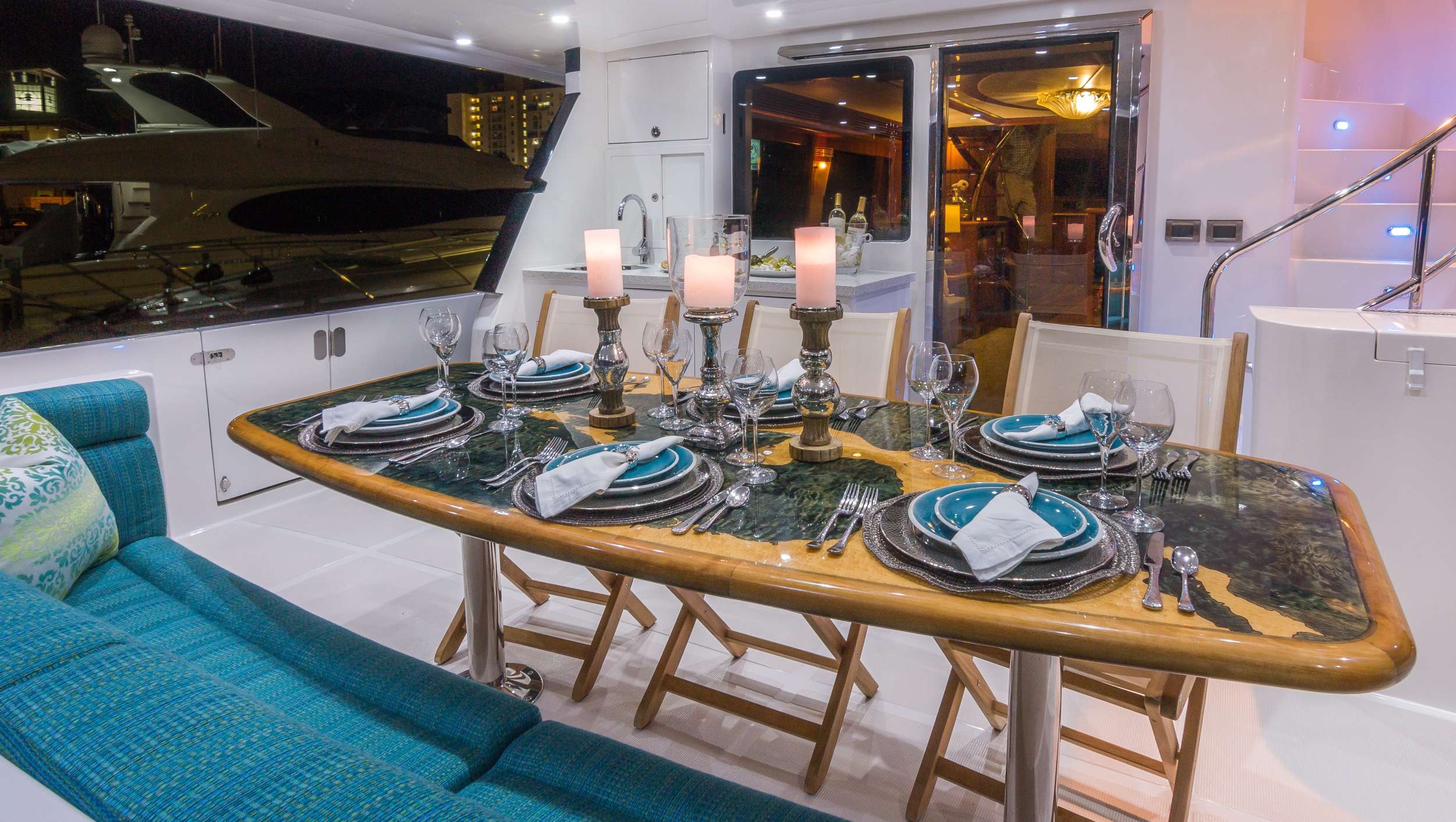 ANDIAMO Symbol 92 - main aft deck alfresco dining area
