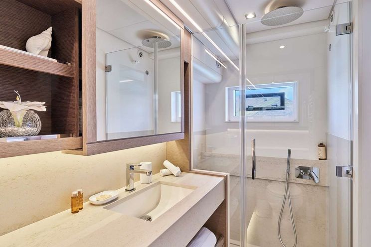 Charter Yacht FRENCH WEST - Lagoon 78 - 4 Cabins - St Martin - Leewards - Windwards