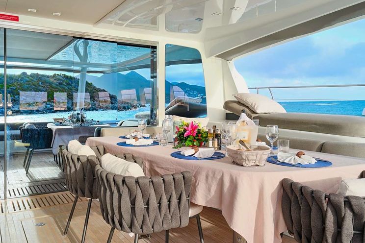 Charter Yacht FRENCH WEST - Lagoon 78 - 4 Cabins - St Martin - Leewards - Windwards