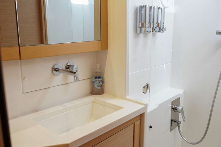 Charter Yacht FLOATATION THERAPY - Lagoon 45 - 3 Cabins - St Thomas - St John - St Croix