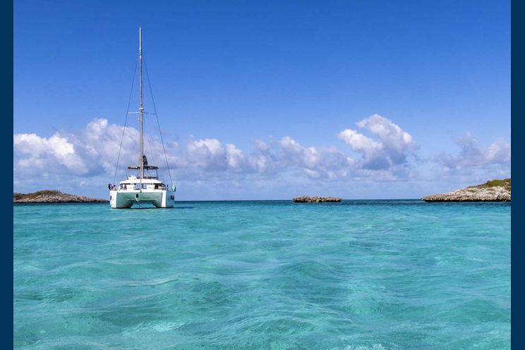 Charter Yacht KITTIWAKE - Bali 4.8 - 3 Cabins - Grenadines - Bahamas - Caribbean Leewards - Caribbean Windwards