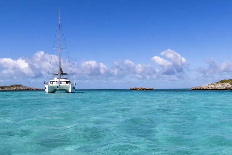 Charter Yacht KITTIWAKE - Bali 4.8 - 3 Cabins - Grenadines - Bahamas - Caribbean Leewards - Caribbean Windwards