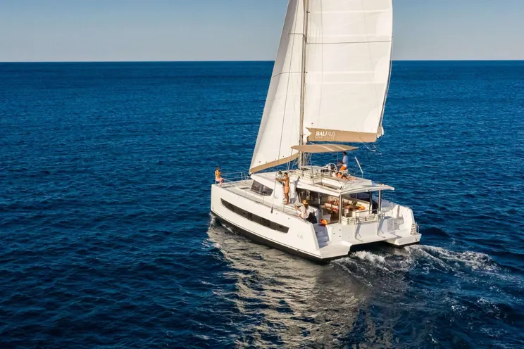 Charter Yacht KITTIWAKE - Bali 4.8 - 3 Cabins - Grenadines - Bahamas - Caribbean Leewards - Caribbean Windwards