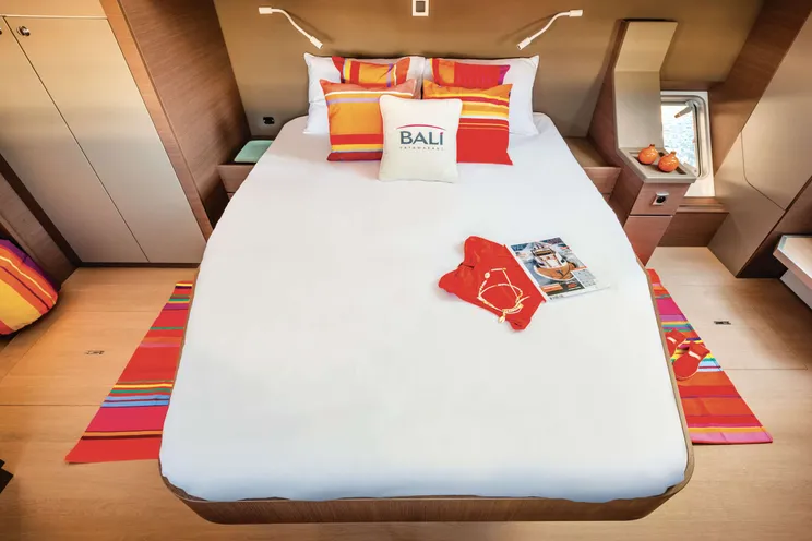 Charter Yacht KITTIWAKE - Bali 4.8 - 3 Cabins - Grenadines - Bahamas - Caribbean Leewards - Caribbean Windwards
