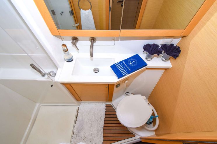 Charter Yacht MAKIN MEMORIES - Lagoon 450 - 3 Cabins - St Thomas - St John - St Croix