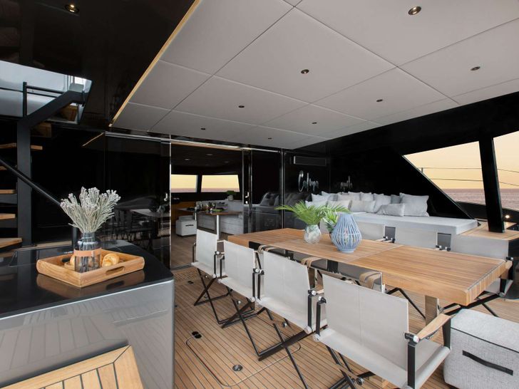 CALMA Sunreef 60 - aft deck CALMA Sunreef 60 - aft deck