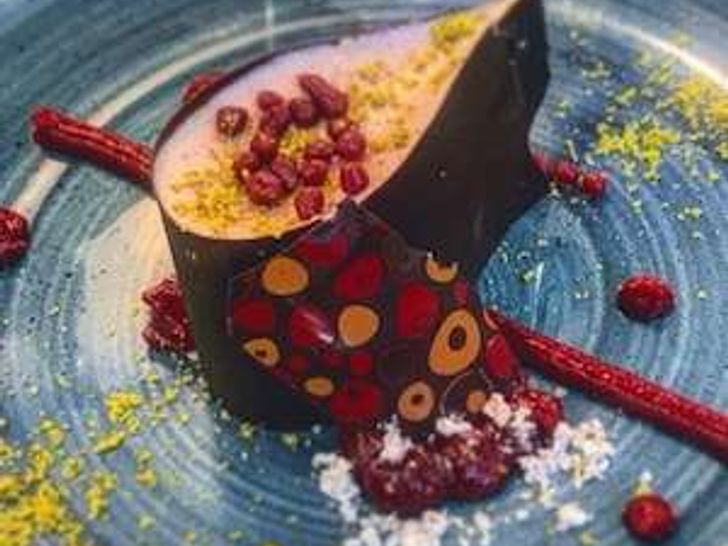 JUSTIFIED HORIZONS - dining menu