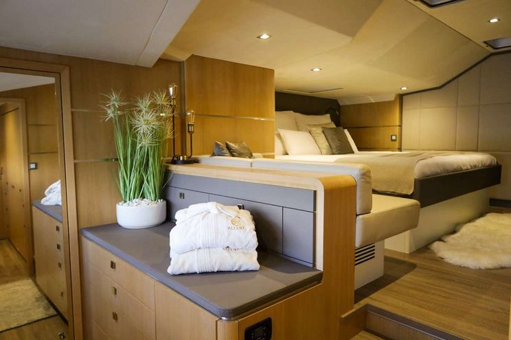 Charter Yacht ALLURE 64- Privilege S6 - 3 Cabins - St Martin - St Barths - Leewards - Caribbean